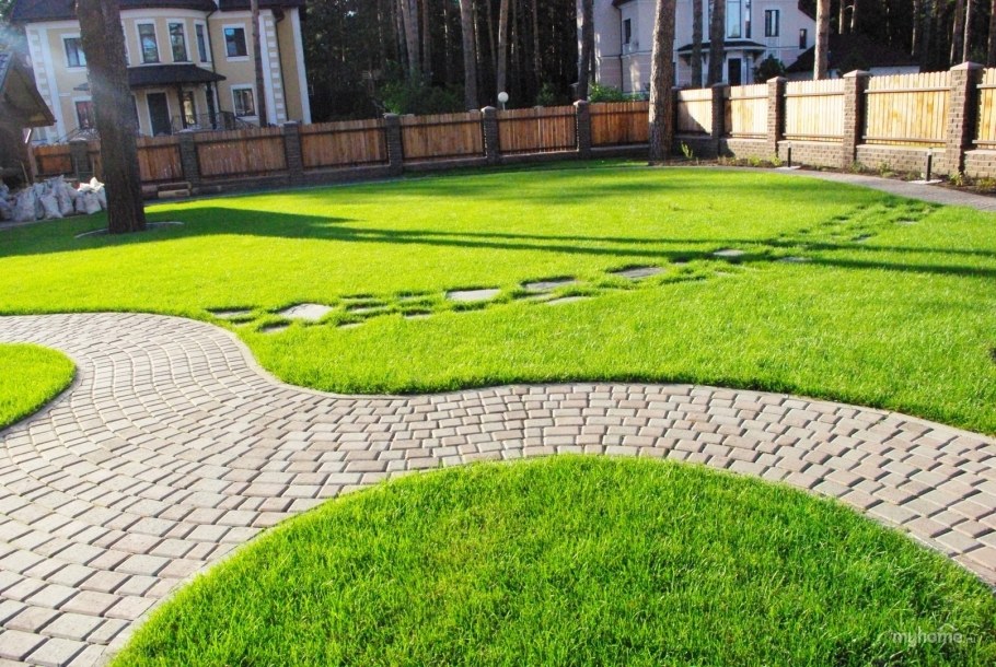 Палисадники клумбы лужайки