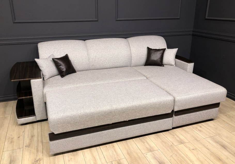 Диван со съемными подлокотниками