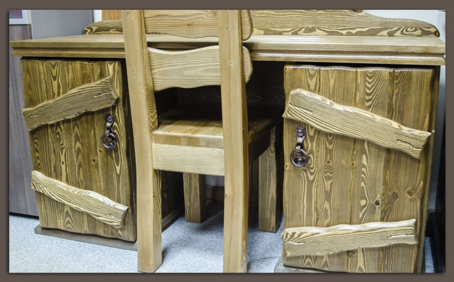 Мебель под старину из массива своими руками