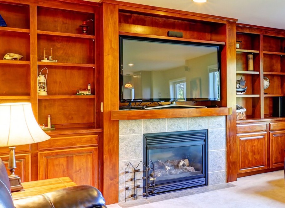 Камин встроенный в мебельную стенку