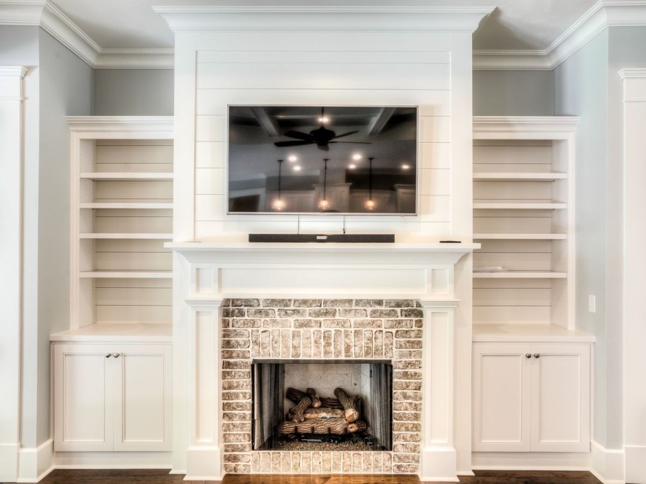 Шкаф с камином