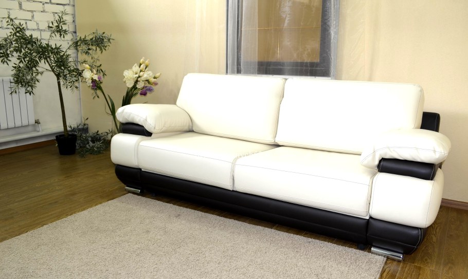 Диван Лена 140 дн (пружинный блок с деревянной накладкой)