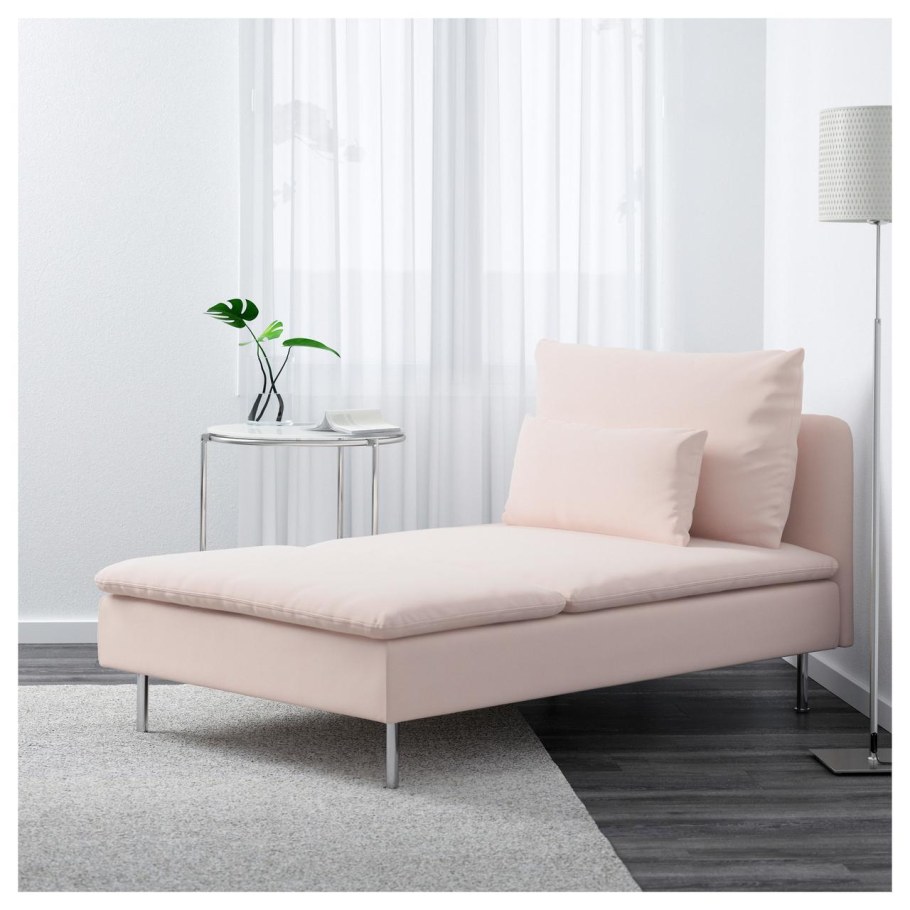 СПРЭНГОРТ подушка, белый/розовый50x50 см