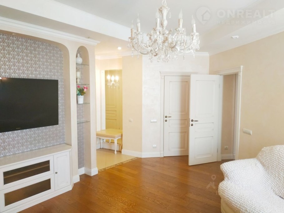 Натяжные потолки п44