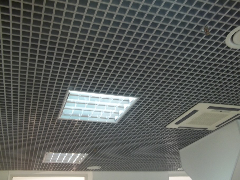 Потолок Армстронг Грильято