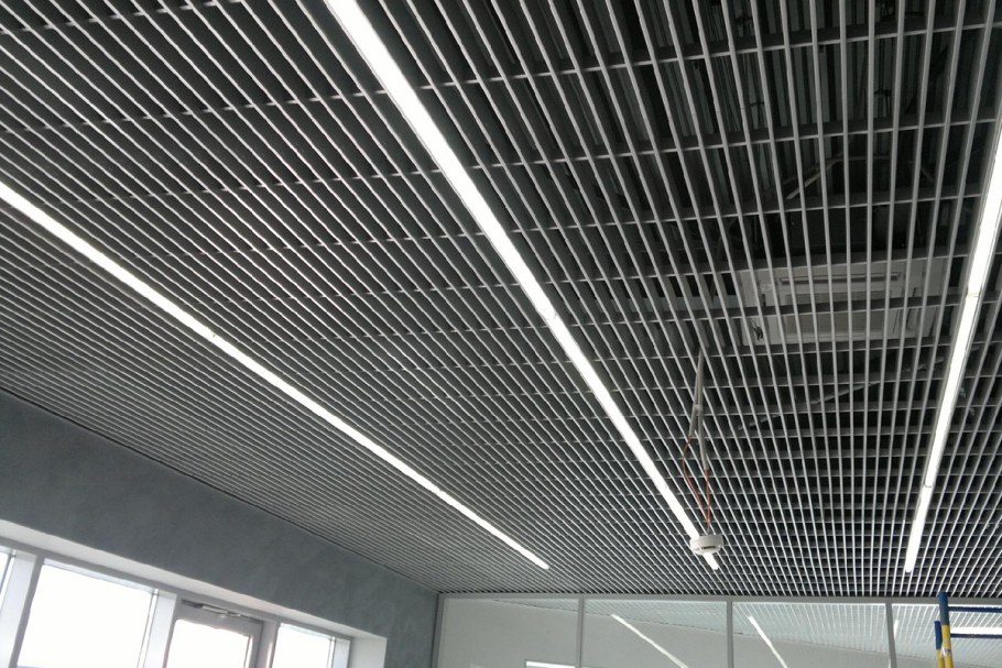 3. Грильято Armstrong потолки