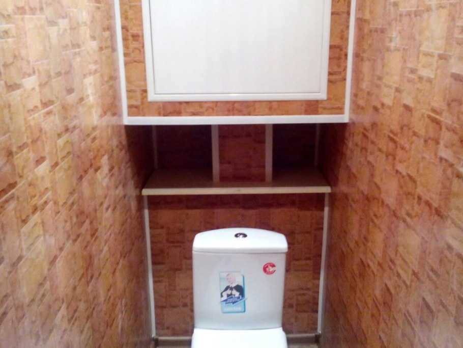 Отделка туалета панелями ПВХ