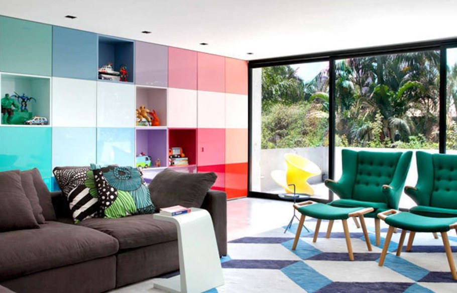 Яркие цвета в интерьере