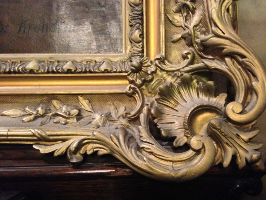 Ставрос резной декор