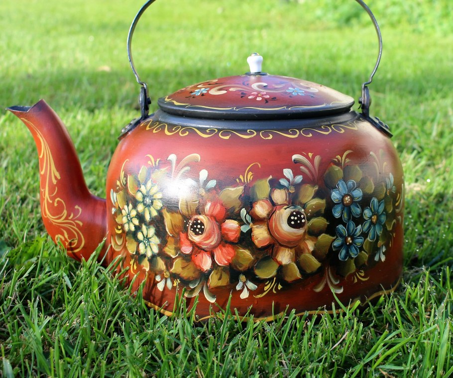 Чайники декорированные