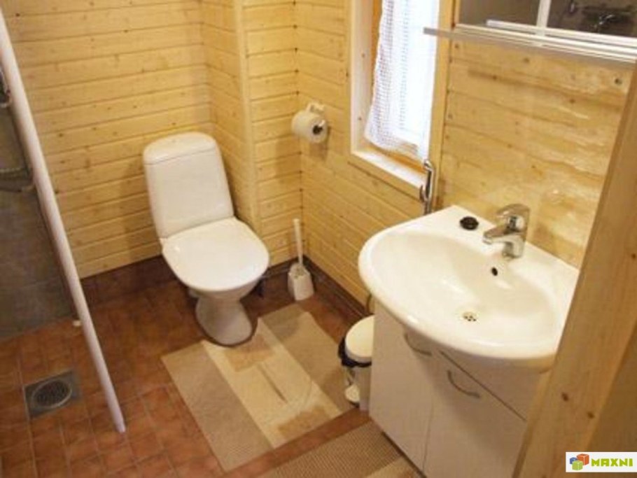 Пристройка санузла к деревянному дому