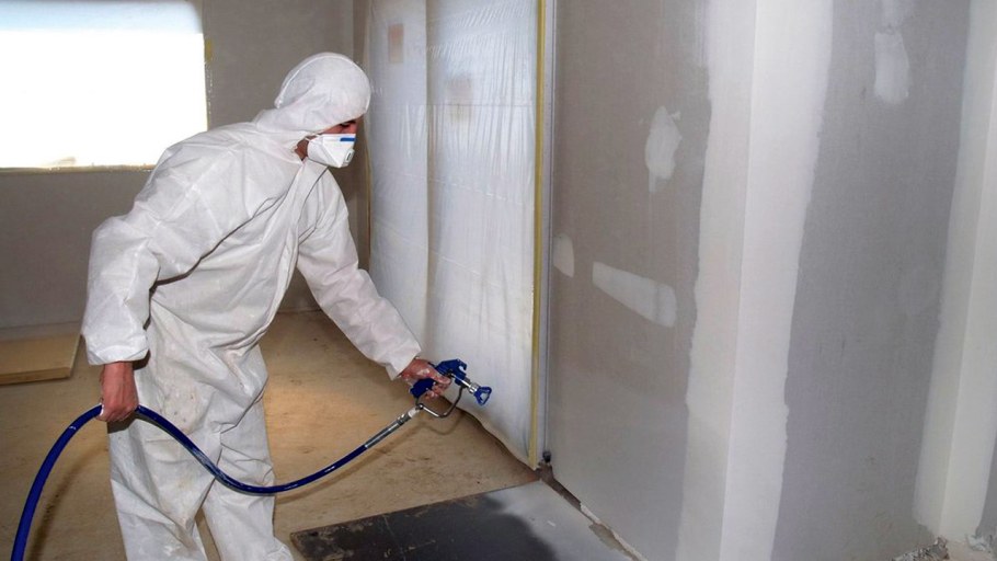 Побелка потолка