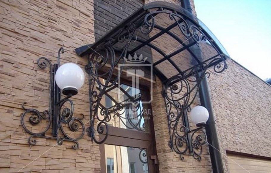 Уличные светильники под навес