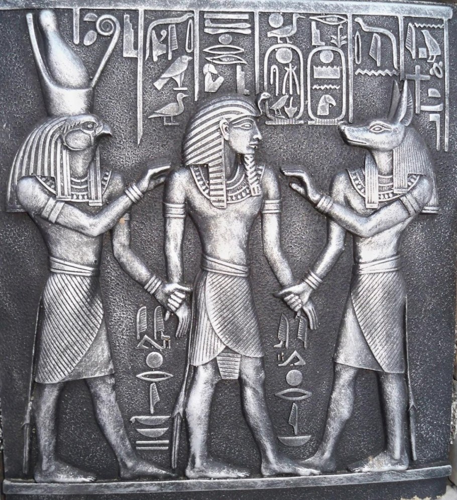 Древние барельефы Египет
