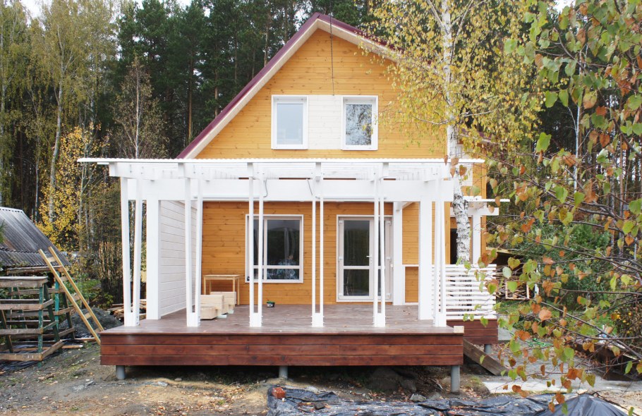 Щитовая веранда к дому