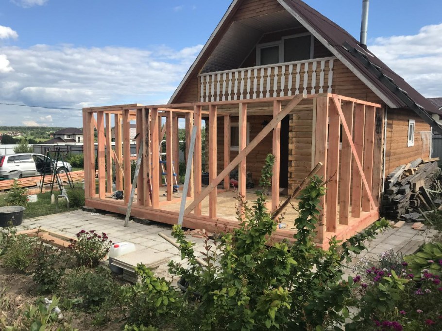 Пристройка к дачному дому