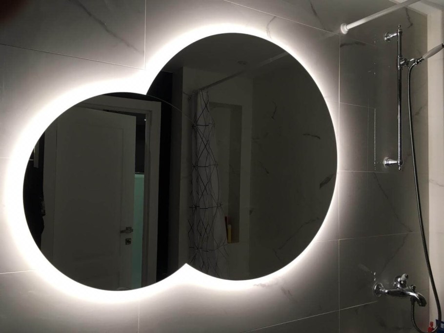 Зеркало с подсветкой 550х800 Azario мали