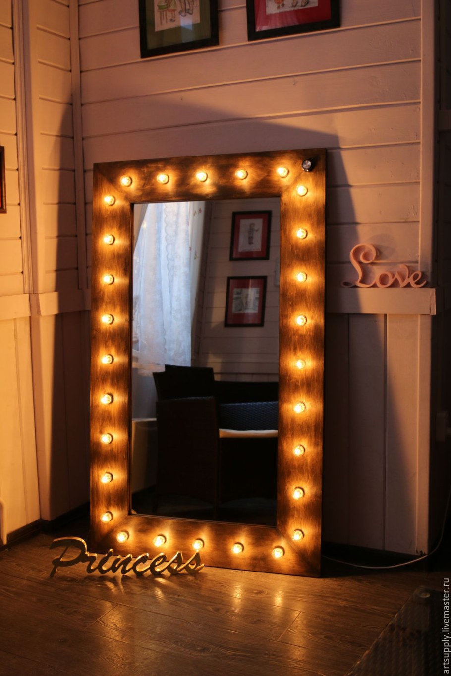 Смешные объявления о продаже зеркал