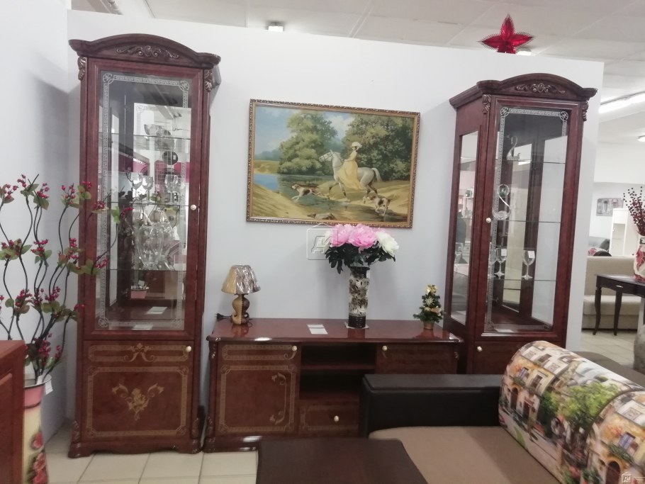 Витрина роза беж диа мебель