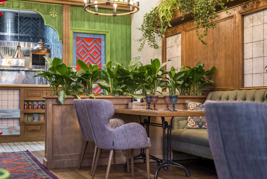 Кировоградская 11 к 1 (мебельный центр Армада)