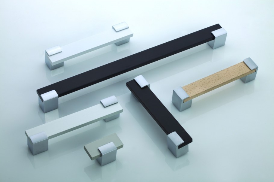 Мебельная ручка Модерн rs273cp