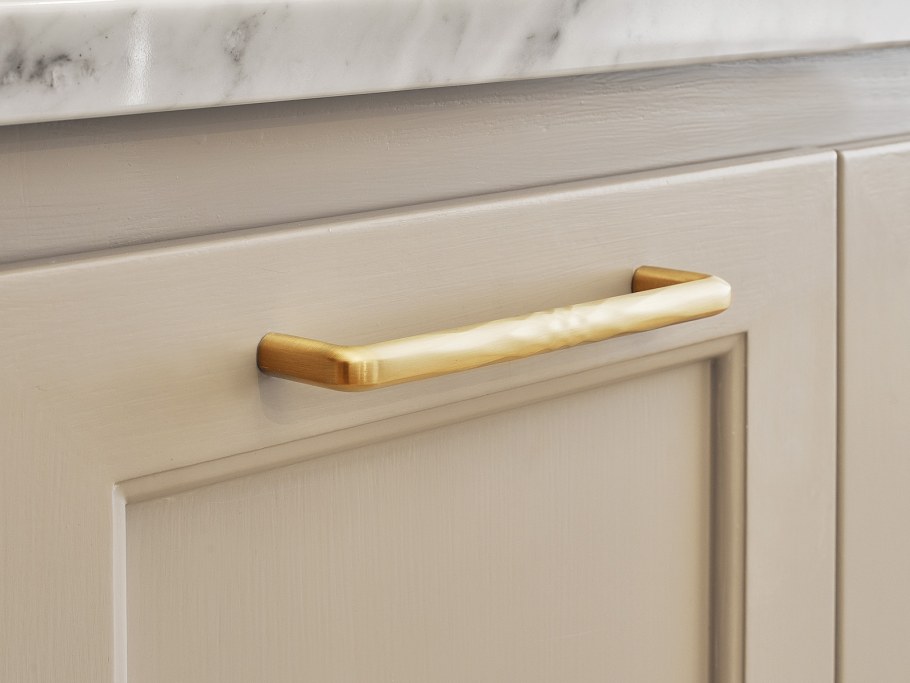 Ручка-скоба 160мм, отделка золото шлифованное