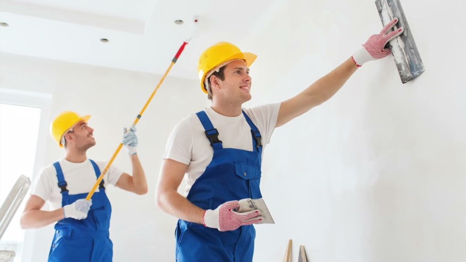 Строитель отделочник