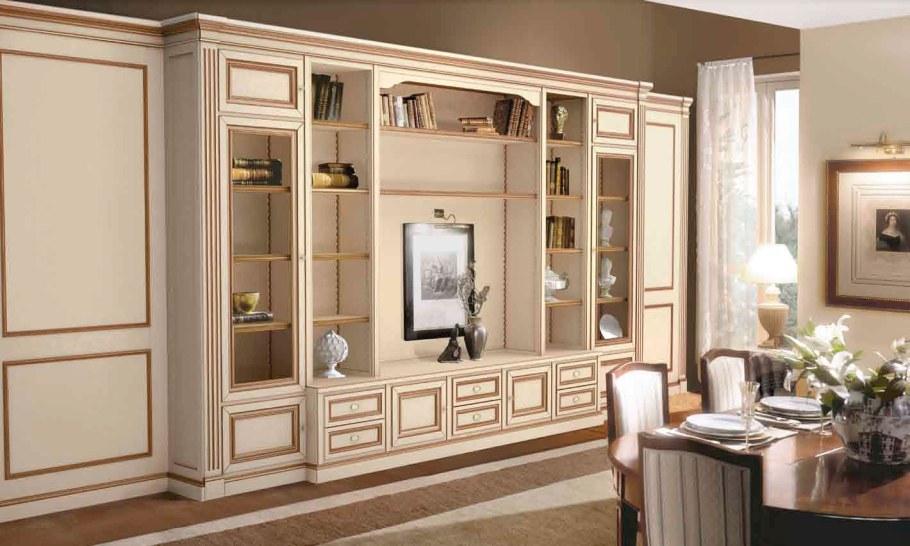 Классические стенки в гостиную