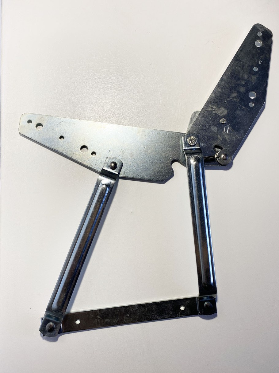 Еврокнижка без подлокотников Лира 2