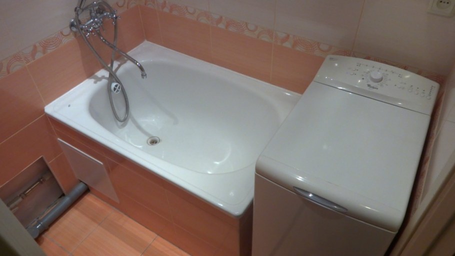 Ванная комната со стиральной машиной
