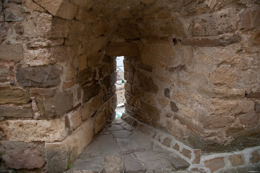 Бойница в крепости