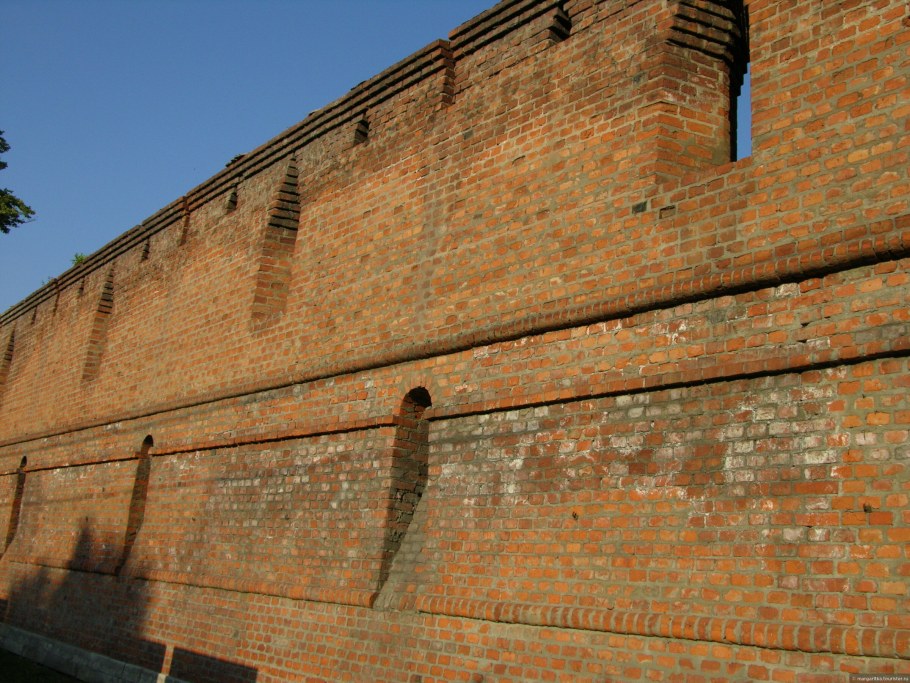 Деревянный Форт