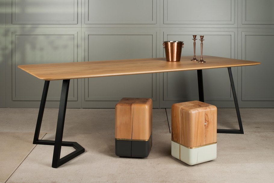 Стол для кафе лофт