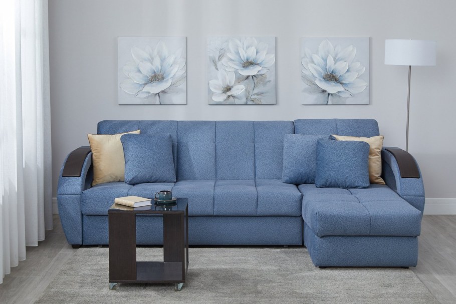 Креативный журнальный столик