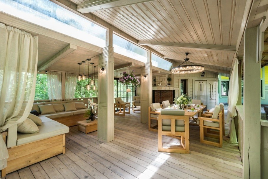 Интерьер маленькой веранды