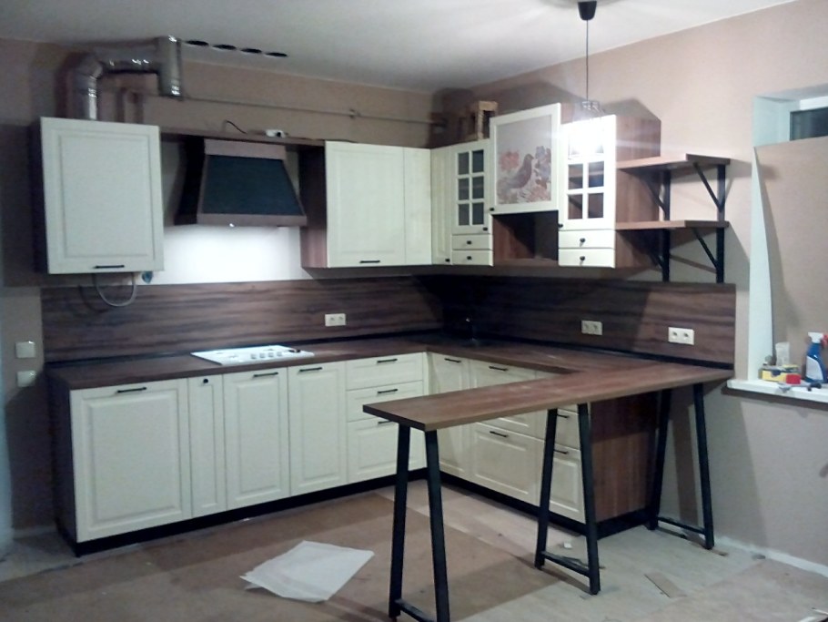 Кухни Чу владелец