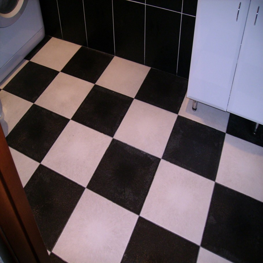 Укладка плитки в туалете