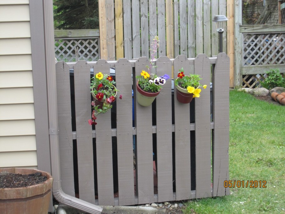 Забор из европаллетов