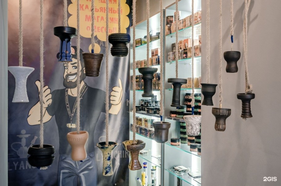 Интерьер табачного магазина