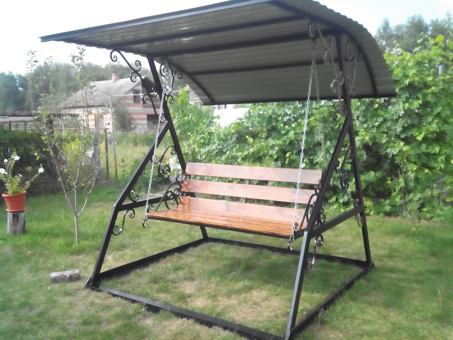 Качеля металлическая