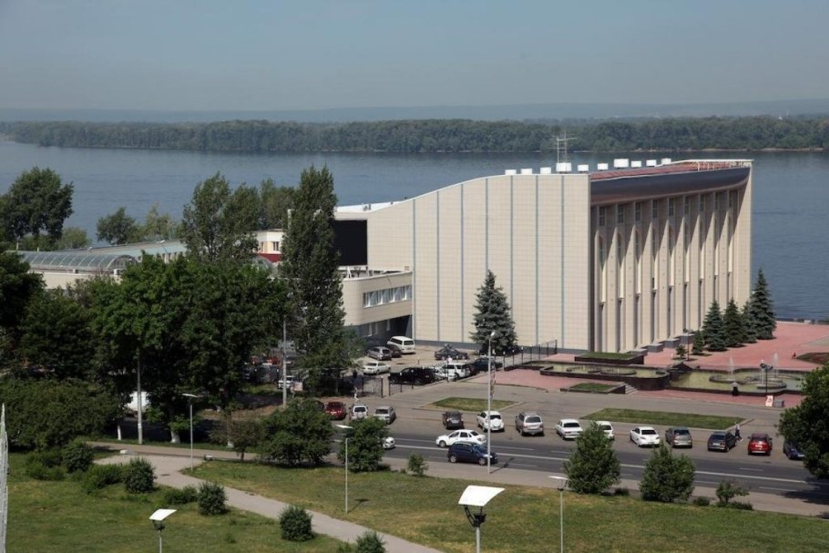 Бассейн Нептун лягушатник