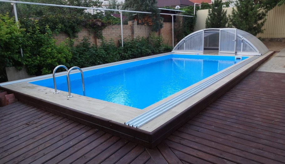 Бассейн на улице с подогревом