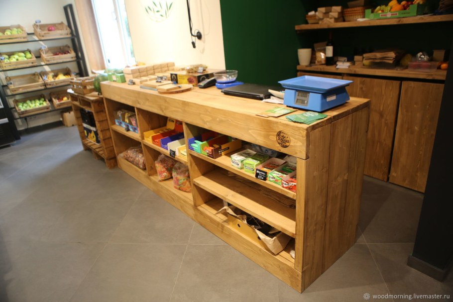 Прилавок из дерева