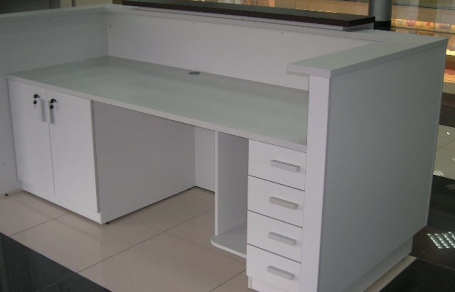 Ресепшн касса для магазина