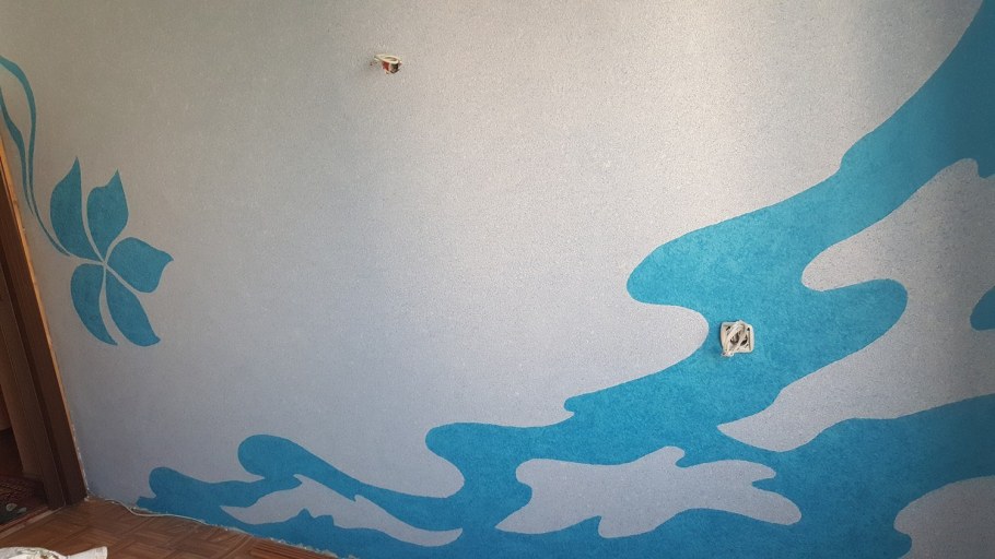 Аппликация из обоев на стену