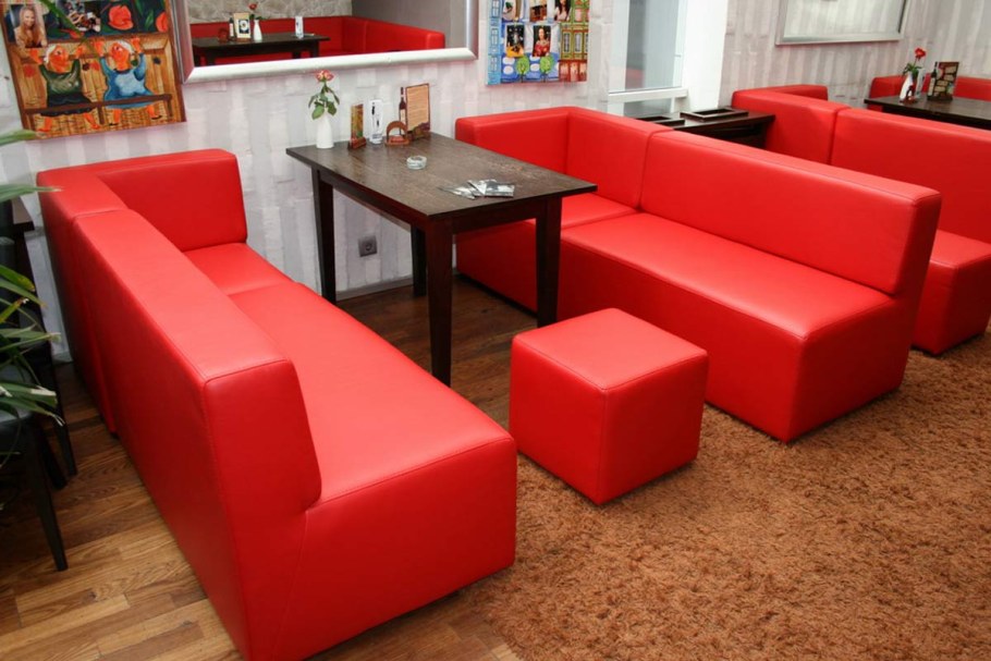 Диван с баром