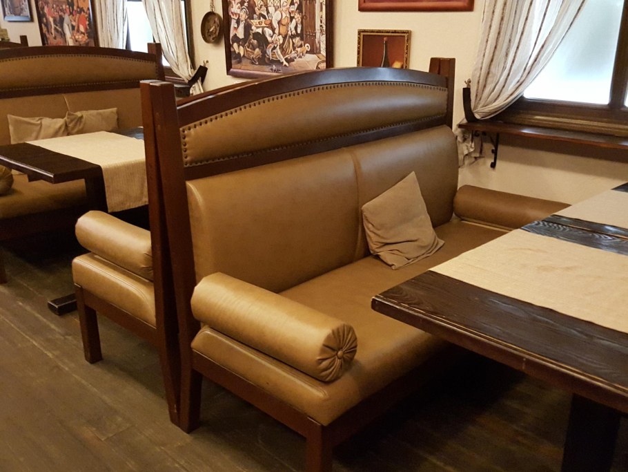 Диванчики для кафе