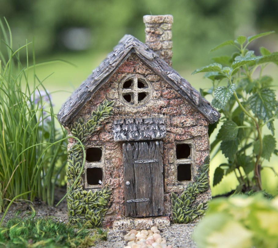 Сказочные миниатюрные домики
