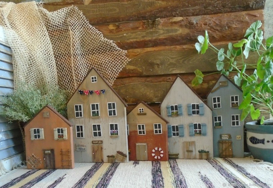 Деревянные домики для декора