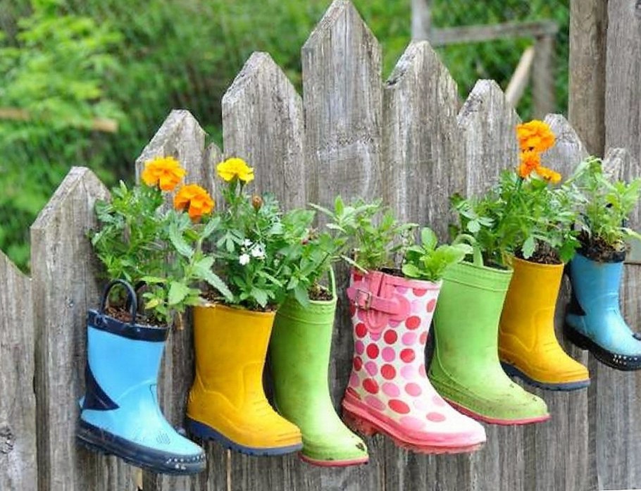 Тини Хаус с террасой